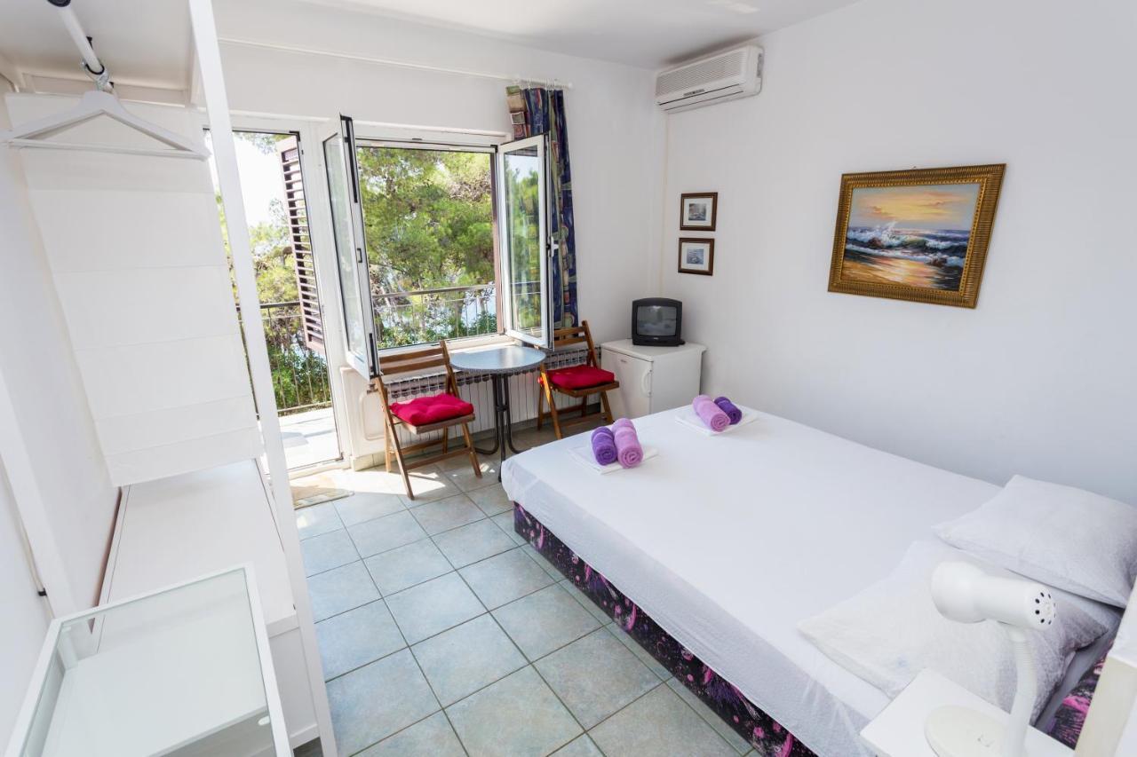 Lussino Accommodation Mali Losinj Bagian luar foto
