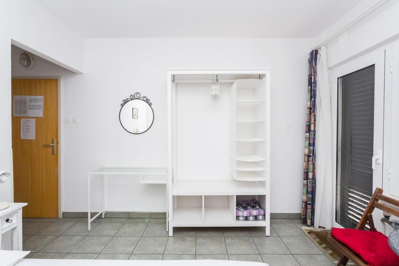 Lussino Accommodation Mali Losinj Bagian luar foto
